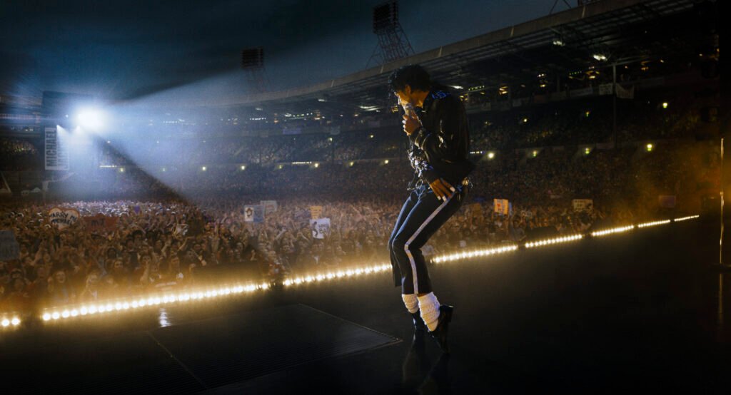 Alt = Jaafar Jackson Performing As Michael Jackson In The Movie Michael © Lionsgate And Universal Pictures 2026
Michael Biopic Movie Review