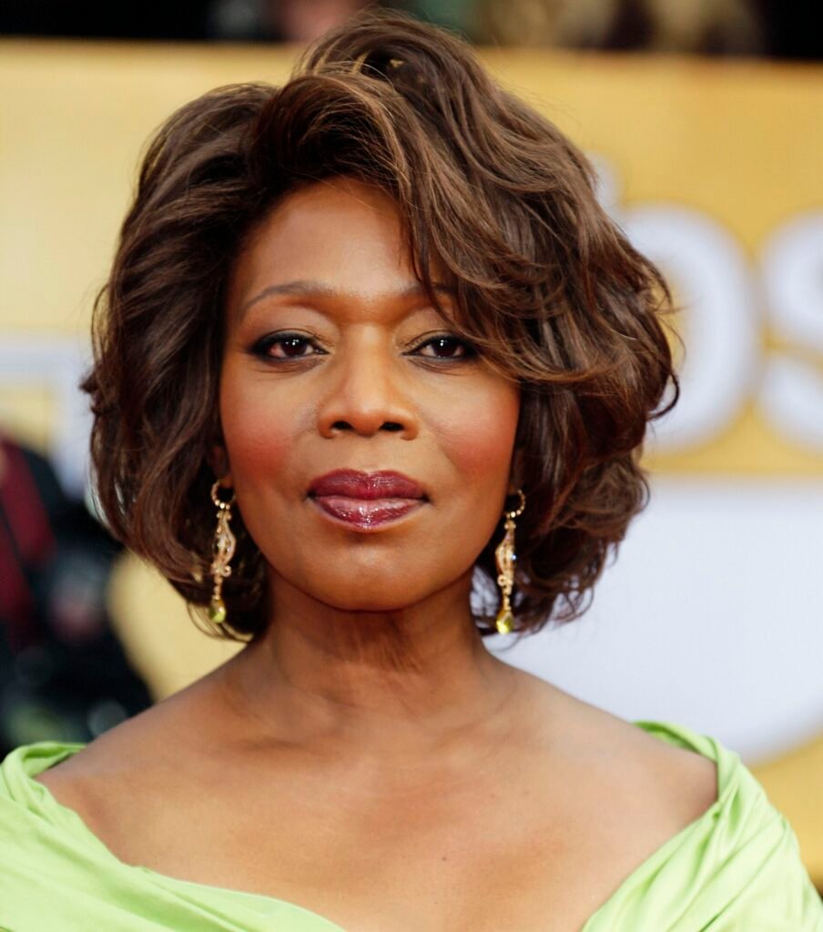 Alt = Alfre Woodard arrives at the19th Annual Screen Actors Guild Awards held at The Shrine Auditorium on January 27, 2013 in Los Angeles, California. (Photo by Jeff Vespa/@portraits)

Jeffvespa

Creative Commons Attribution-Share Alike 4.0
The Boroughs Netflix series review