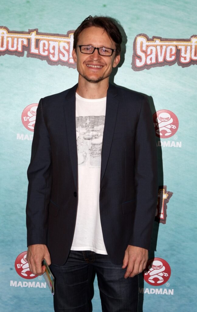 Alt = Damon Herriman Save Your Legs movie premiere: Sydney, Australia.

Eva Rinaldi
Creative Commons Attribution-Share Alike 2.0


Mortal Kombat II Verdict Review