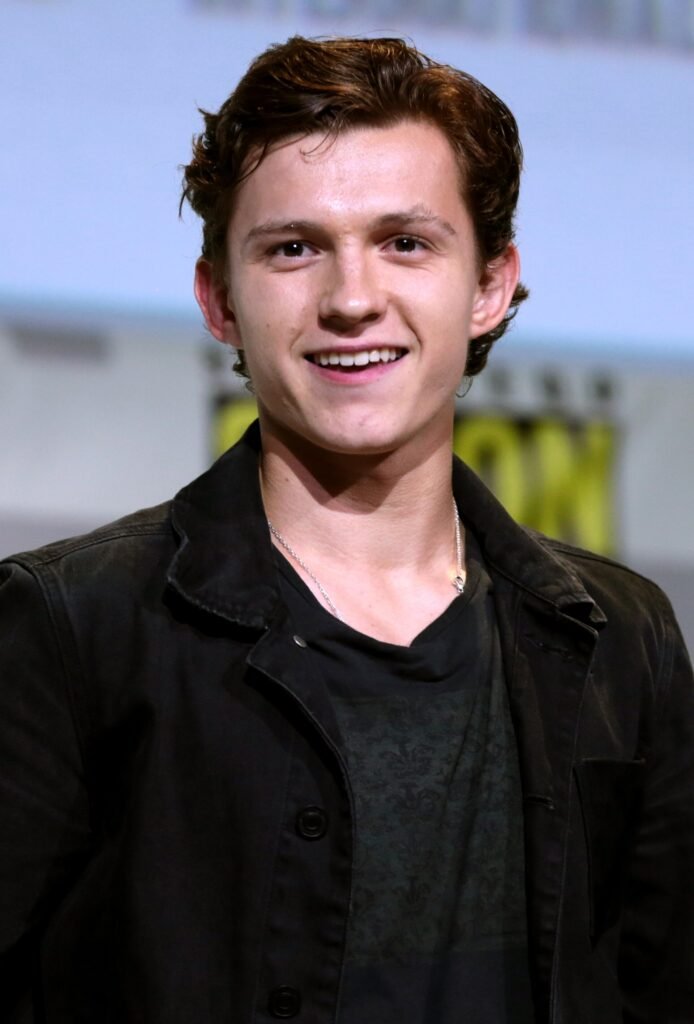 Alt = Tom Holland speaking at the 2016 San Diego Comic-Con International in San Diego, California. By Gage Skidmore ©Creative Commons Attribution-Share Alike 3.0
Spider-Man: Homecoming Review