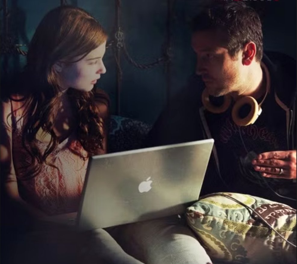 Alt = Stefanie Scott With director Leigh Whannell On the set of Insidious Chapter 3.  © 2015 Sony Pictures Industries, Inc. and Blumhouse Productions, LLC. All rights reserved.
Insidious Chapter 3 Review