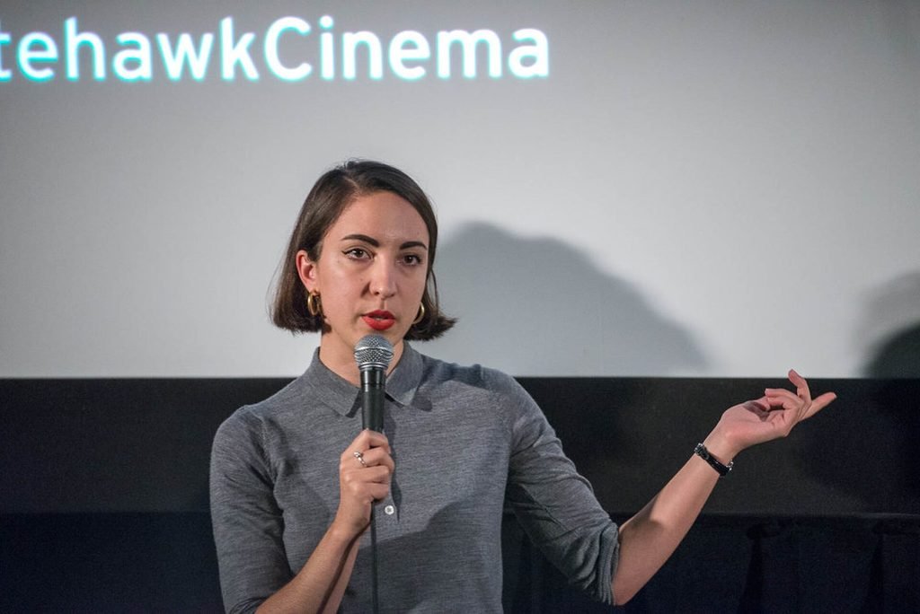Alt = Sophy Romvari ©Creative Commons Attribution-Share Alike 4.0
Blue Heron Film Review