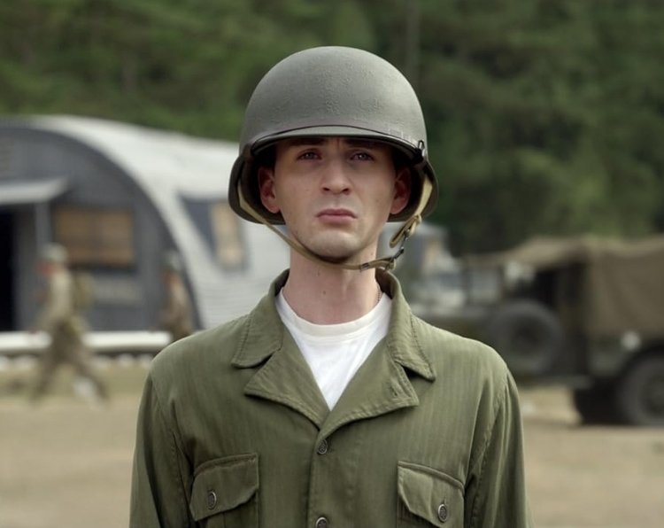 Alt = Chris Evans in Captain America: The First Avenger (2011) TM and Copyright © Marvel Studios and the Walt Disney Company. All rights reserved.
Captain America: The First Avenger: Review