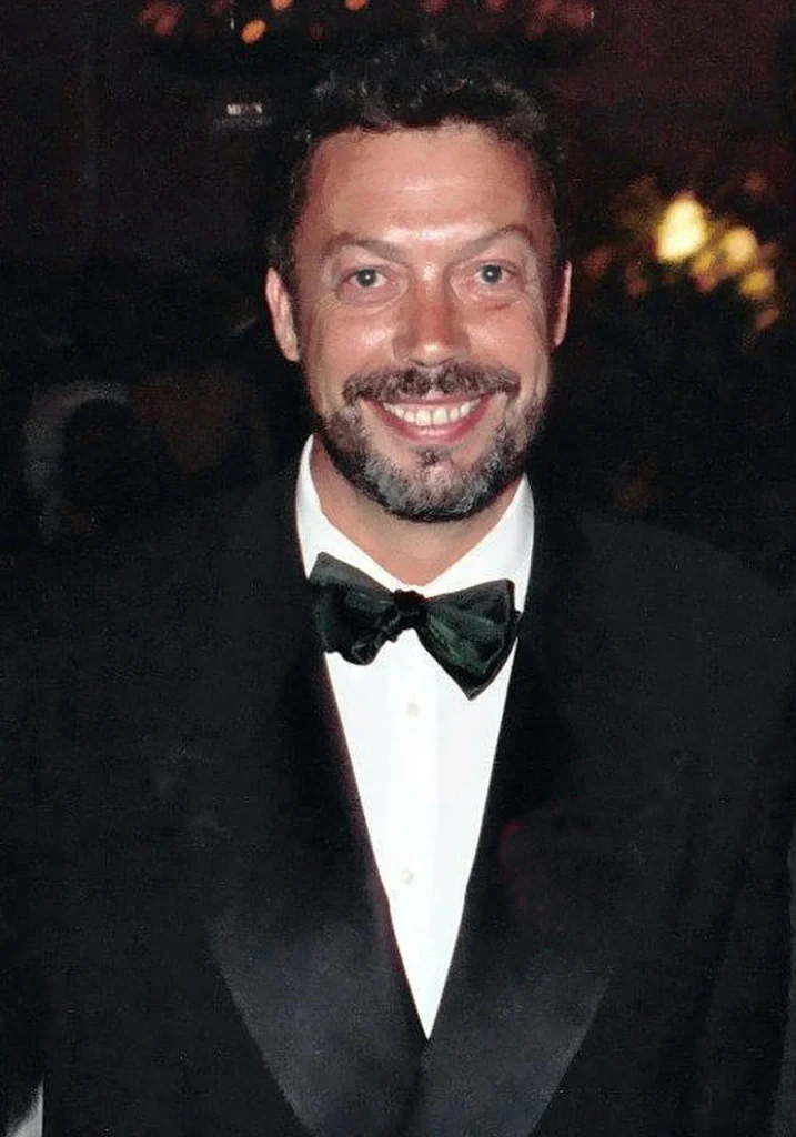 Alt =Tim Curry at the 47th Emmy Awards Governor's Ball - By Alan Light ©Creative Commons Attribution 2.0
Tim Curry Passes Away
