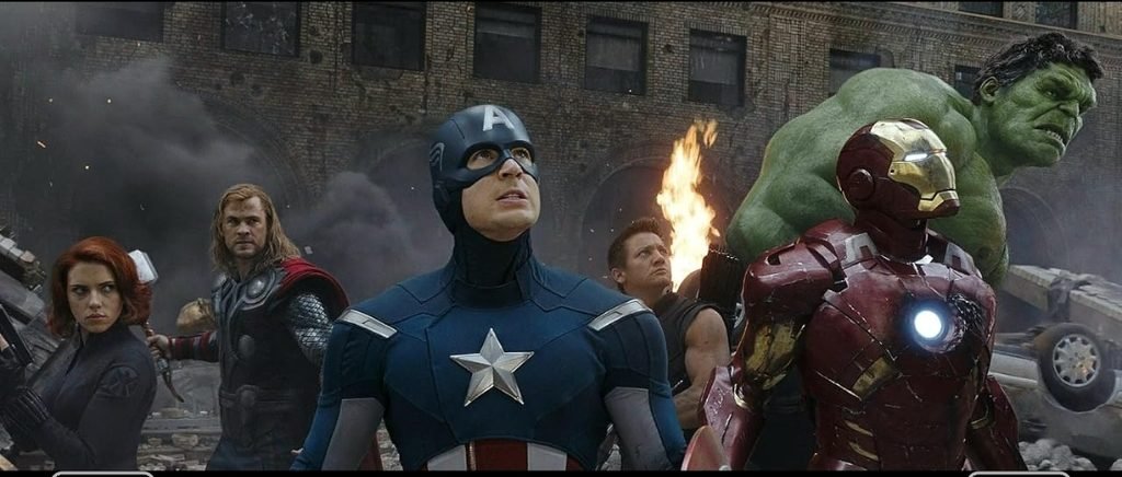 Alt = Scarlett Johansson, Chris Hemsworth, Chris Evans, Jeremy Renner, Mark Ruffalo, and Robert Downey  JR in Avengers Assemble (2011)