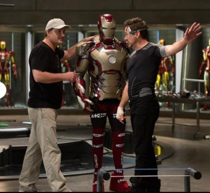 Alt = Director Shane Black And Robert Downey Jr. On the set of Iron Man 3 (2013) ©Marvel Studios and the Walt Disney Company. All rights reserved.
Iron Man 3 Review