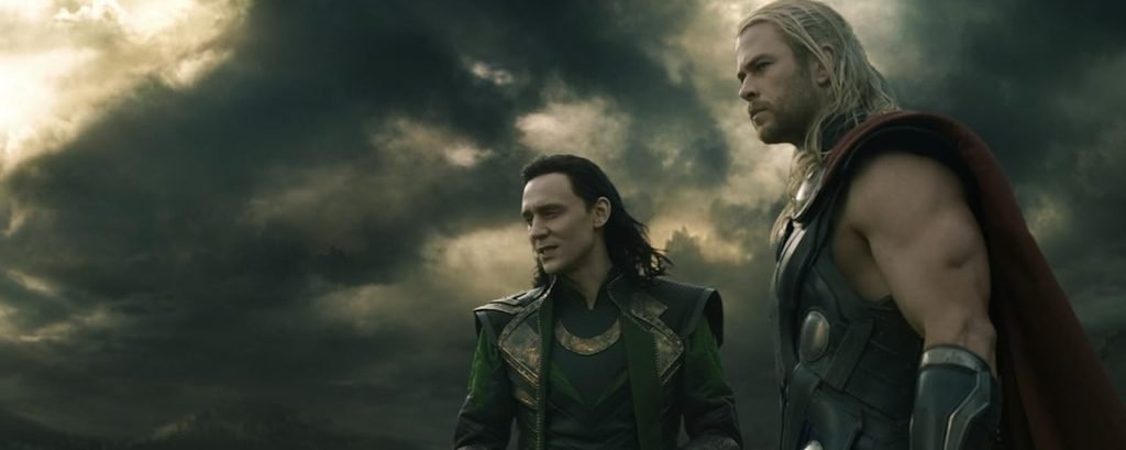 Alt = Tom Hiddleston and Chris Hemsworth in Thor The Dark World (2013). ©Marvel Studios and the Walt Disney Company. All rights reserved
Thor: The Dark World Review