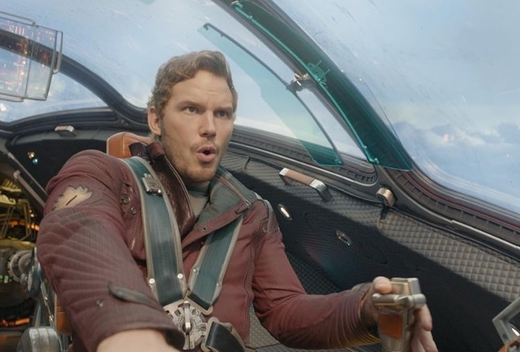 Alt = Chris Pratt in The Guardians in the In The Guardians Of The Galaxy (2014). ©Marvel Studios and the Walt Disney Company. All rights reserved.