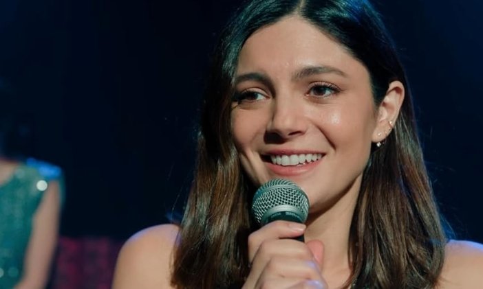 Alt = Monica Barbaro In One Night Only (2026) ©Universal Studios. Courtesy of Universal Studios Licensing LLC. Used with permission.
One Night Only Movie Review