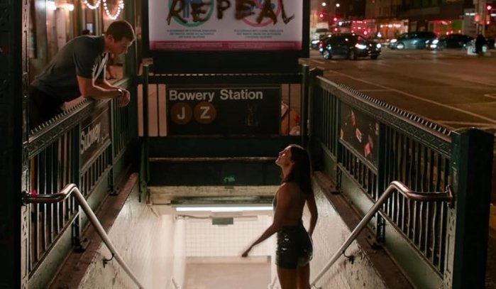 Alt = Monica Barbaro and Callum Turner In One Night Only (2026) ©Universal Studios. Courtesy of Universal Studios Licensing LLC. Used with permission.
One Night Only Movie Review