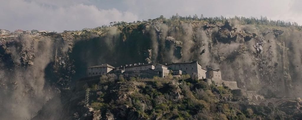 Alt = A scene from The Avengers Age Of Ultron (2015). ©Marvel Studios and the Walt Disney Company. All rights reserved