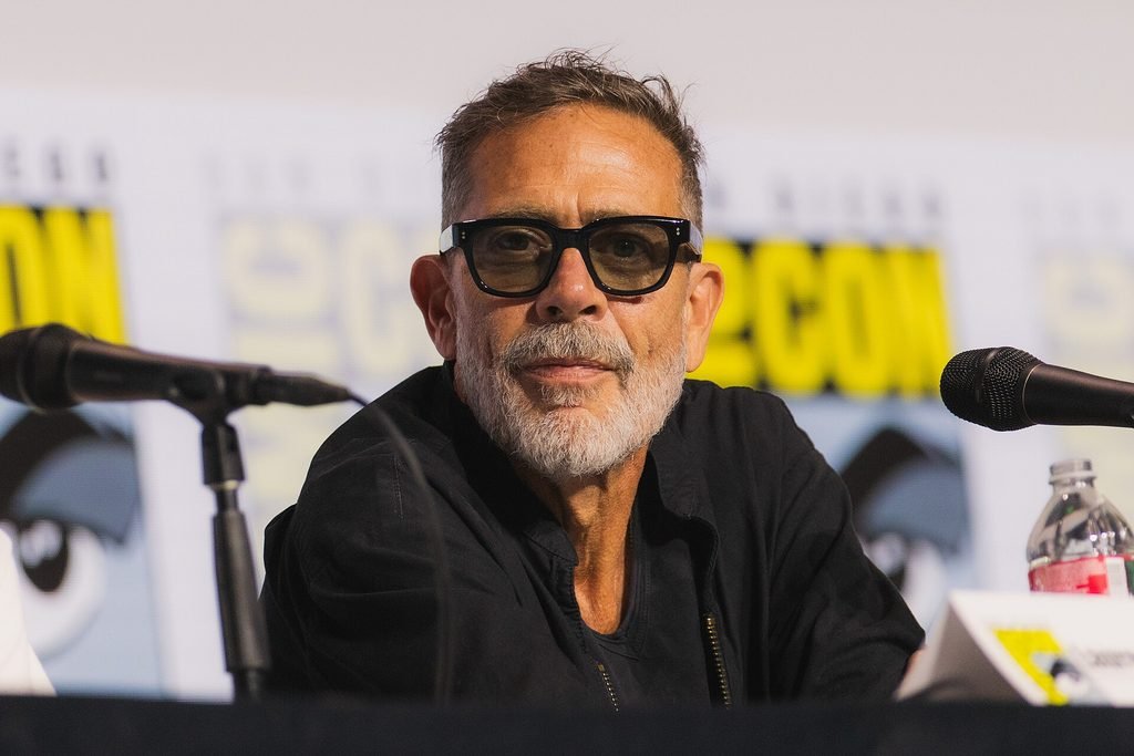 Alt = Jeffrey Dean Morgan at San Diego Comic Con 2026
By Kevin Paul ©Creative Commons Attribution 4.0
The Walking Dead: Dead City Season 3 Review