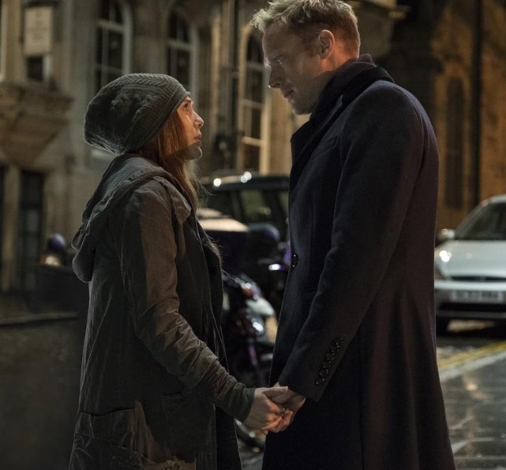 Alt = Elizabeth Olsen and Paul Bettany  in Avengers: Infinity War (2018) ©Marvel Studios and the Walt Disney Company. All rights reserved.
Avengers: Infinity War Review