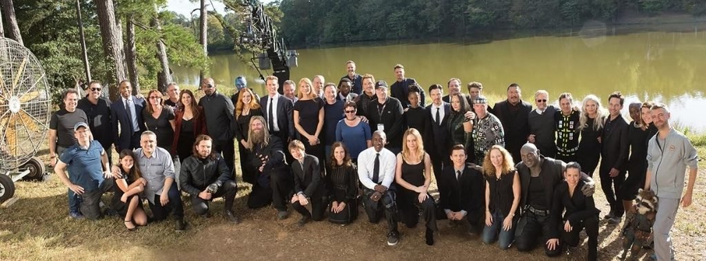 Alt = The cast and crew of Avengers: Endgame (2019) ©Marvel Studios and the Walt Disney Company. All rights reserved.